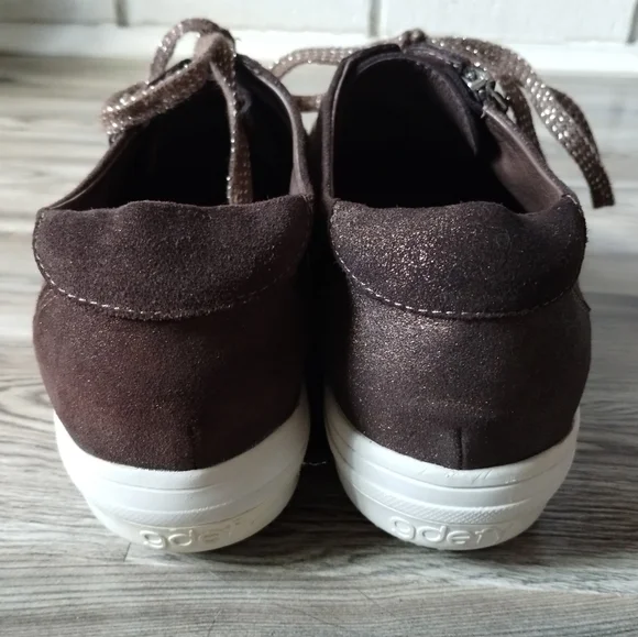 Gravity Defyer Maddison Brown Suede Sneakers Shoes Women's Size 8.5 - Picture 3 of 6